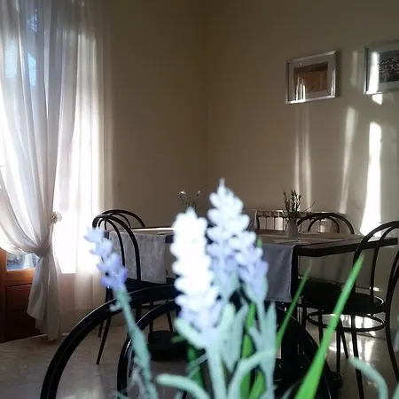 ホテル La Piccola Stazione